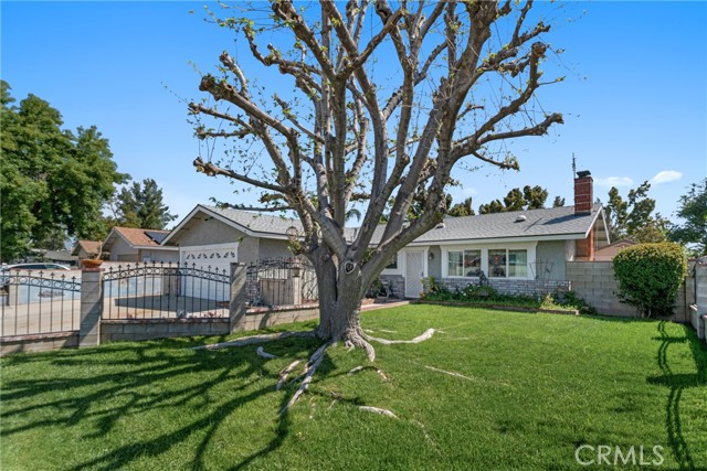 9945 Date Street, Fontana CA: https://media.crmls.org/medias/9e54e8ff-0aea-4b16-abc3-f73e7a570bcb.jpg