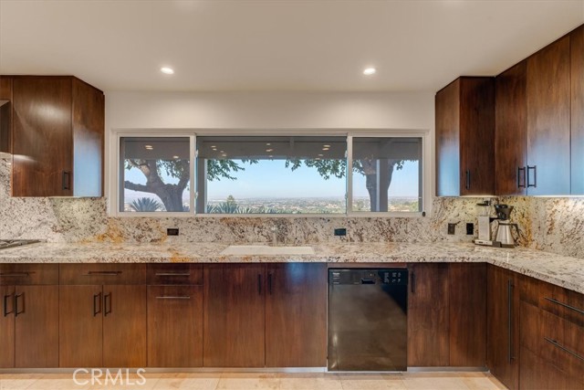 Detail Gallery Image 13 of 46 For 1450 Trager Canyon Rd, Paso Robles,  CA 93446 - 4 Beds | 3/1 Baths