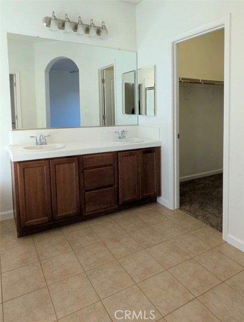 Detail Gallery Image 25 of 33 For 4361 W Artemisa, Fresno,  CA 93722 - 4 Beds | 2/1 Baths