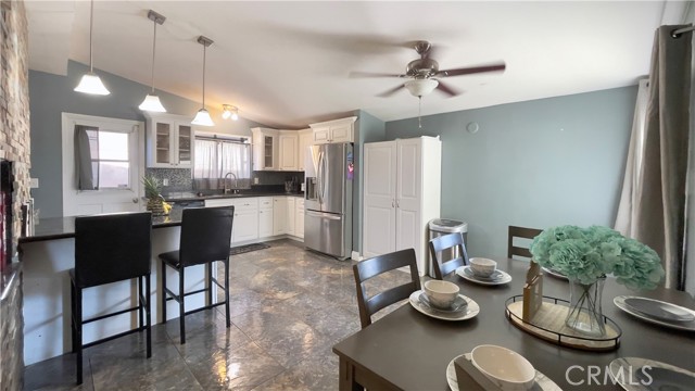 Detail Gallery Image 11 of 23 For 45911 Kingtree Ave, Lancaster,  CA 93534 - 4 Beds | 2 Baths