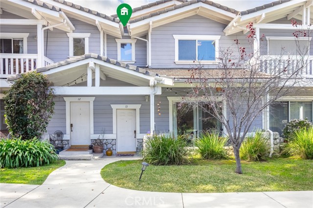 50 W Mountain Street, Pasadena CA: https://media.crmls.org/medias/9e58832e-8fc9-476c-a464-c8b6c19f07bc.jpg