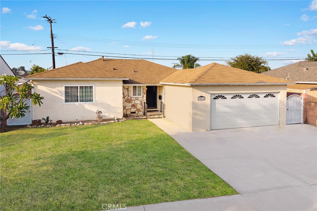 MLS #WS25247140 image #2