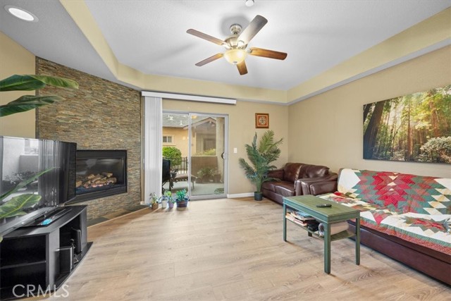 Front Image Thumbnail for CRSC26031463