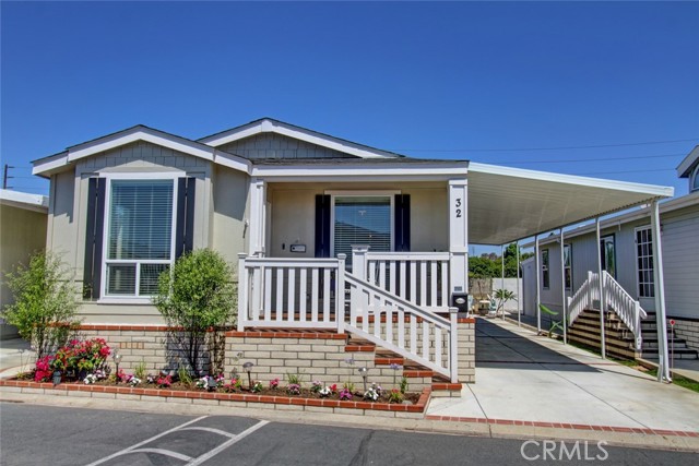 Detail Gallery Image 1 of 1 For 10681 Oak St #32,  Los Alamitos,  CA 90720 - 2 Beds | 2 Baths