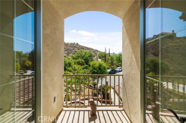 21 Via Del Renal Court, Lake Elsinore CA: https://media.crmls.org/medias/9e5bfa56-0c68-41ef-b52d-552e42226f3c.jpg