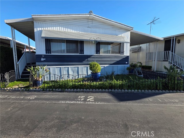 Detail Gallery Image 24 of 51 For 20806 Gridley Rd #52,  Lakewood,  CA 90715 - 2 Beds | 1 Baths