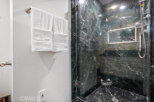 Detail Gallery Image 15 of 31 For 8303 Natalie Ln, West Hills,  CA 91304 - 4 Beds | 3 Baths
