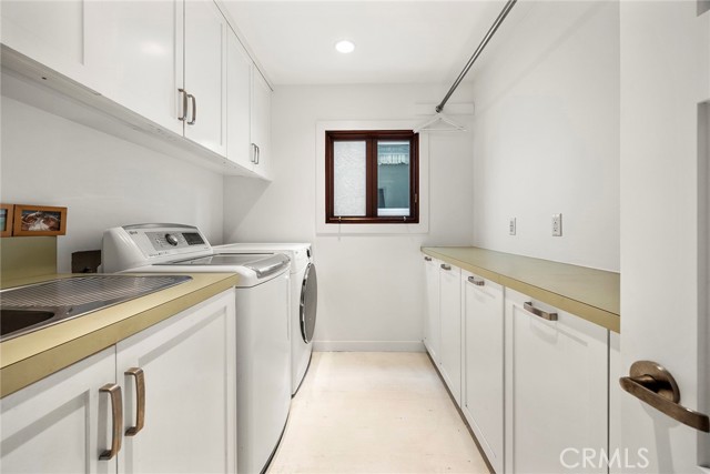 Detail Gallery Image 18 of 45 For 235 Canal St, Newport Beach,  CA 92663 - 4 Beds | 3/1 Baths