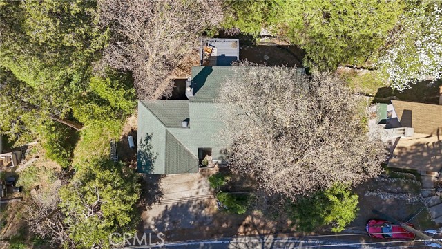 22384 Crest Forest Road, Cedarpines Park CA: https://media.crmls.org/medias/9e5cd4df-cbf4-4706-a080-9ac930026d04.jpg