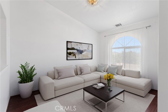 Detail Gallery Image 2 of 37 For 9735 Highland Rd, Oak Hills,  CA 92344 - 3 Beds | 3 Baths