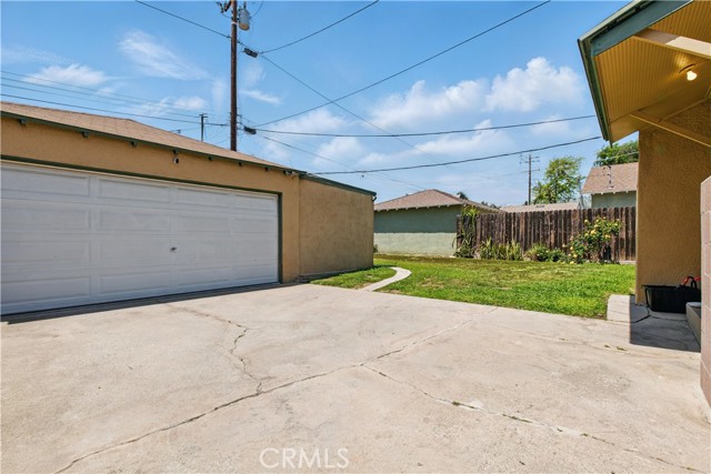 Detail Gallery Image 18 of 21 For 413 Brady Ave, Montebello,  CA 90640 - 2 Beds | 2 Baths