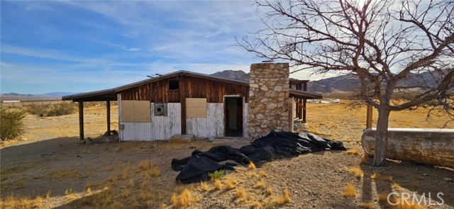 Detail Gallery Image 4 of 25 For 11726 Jasper Ave, Lucerne Valley,  CA 92356 - 1 Beds | 1 Baths