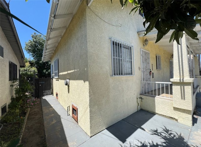 2619 Trinity Street, Los Angeles CA: https://media.crmls.org/medias/9e5e19d6-5cc6-4c63-8842-bf2e11e7a634.jpg