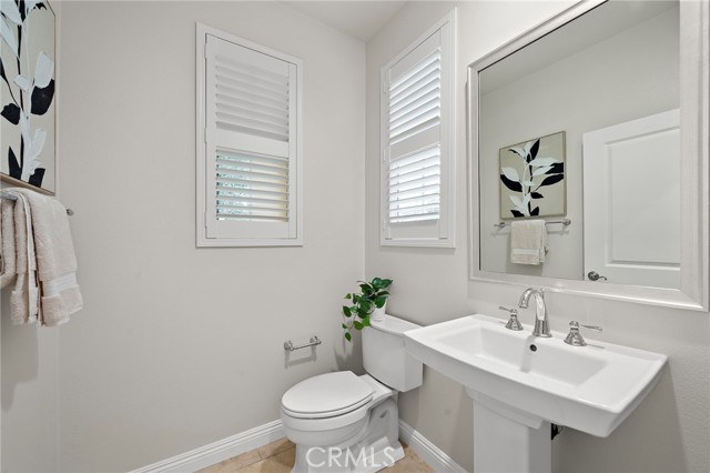 Detail Gallery Image 9 of 60 For 106 Fieldwood, Irvine,  CA 92618 - 5 Beds | 5/1 Baths