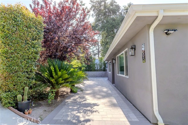 Detail Gallery Image 9 of 20 For 2700 Prospect Ave, La Crescenta,  CA 91214 - – Beds | – Baths