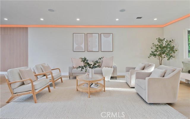 Detail Gallery Image 39 of 47 For 5864 Jamieson Ave, Encino,  CA 91316 - 3 Beds | 3 Baths