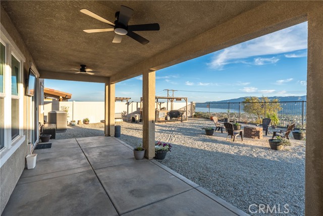 Detail Gallery Image 34 of 42 For 4013 Elderberry, Lake Elsinore,  CA 92530 - 5 Beds | 3 Baths