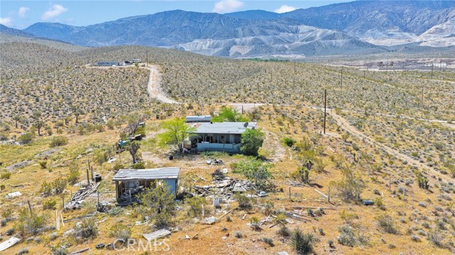 Detail Gallery Image 6 of 11 For 6909 Camp Rock, Lucerne Valley,  CA 92356 - – Beds | – Baths