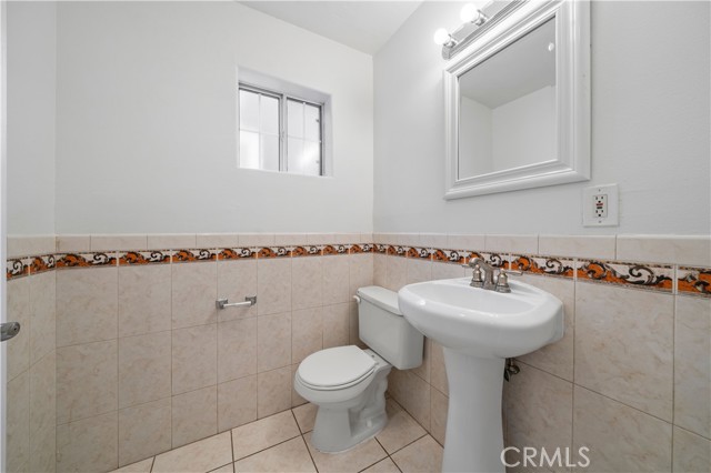 Detail Gallery Image 34 of 36 For 420 Cerritos Ave, Long Beach,  CA 90802 - 3 Beds | 2/1 Baths