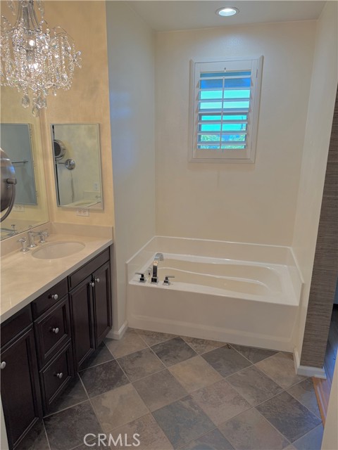 Detail Gallery Image 17 of 24 For 5429 Strand #105,  Hawthorne,  CA 90250 - 2 Beds | 3 Baths