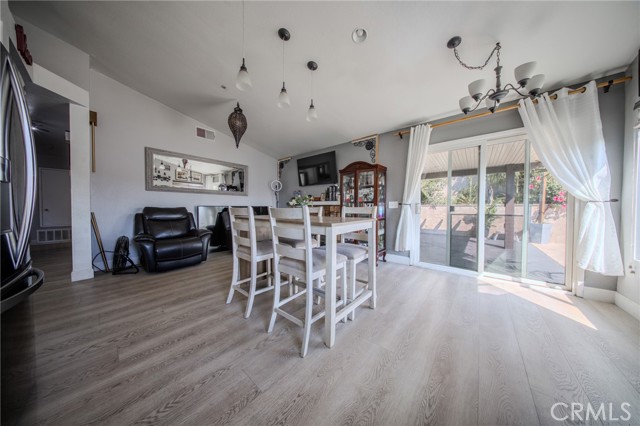 Detail Gallery Image 10 of 41 For 2786 Plaza Serena, Rialto,  CA 92377 - 3 Beds | 2 Baths