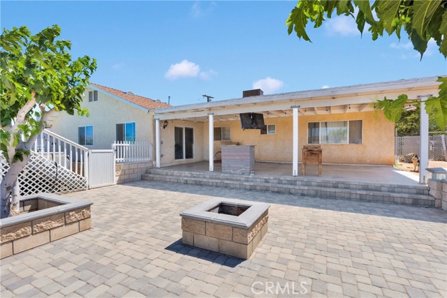 18064 Cajon Street, Hesperia CA: https://media.crmls.org/medias/9e6106a7-fa65-4f22-b796-3c34a56e08e1.jpg