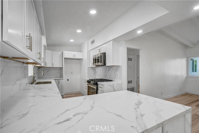 Detail Gallery Image 9 of 38 For 17919 Gard Ave, Artesia,  CA 90701 - 3 Beds | 2 Baths