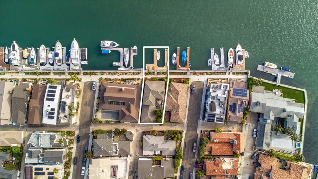 Detail Gallery Image 38 of 58 For 5585 E Corso Di Napoli, Long Beach,  CA 90803 - 3 Beds | 3 Baths