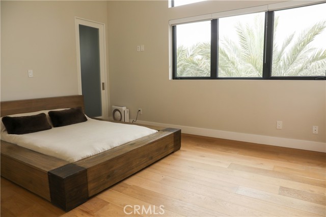 Detail Gallery Image 23 of 61 For 12664 Mclennan, Granada Hills,  CA 91344 - 5 Beds | 6 Baths