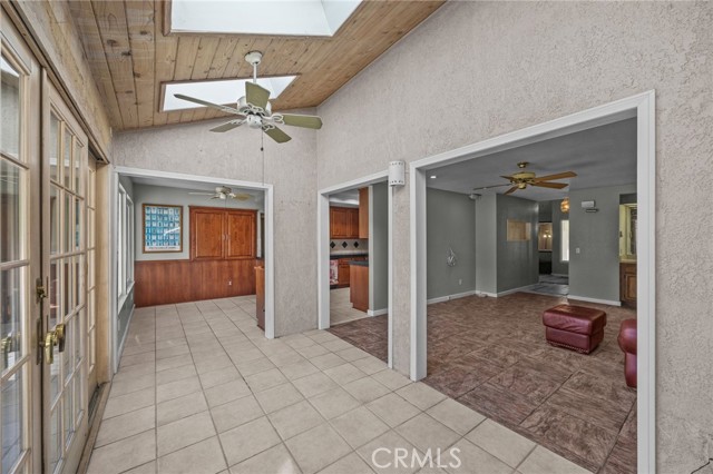 Detail Gallery Image 18 of 47 For 1233 Dale, Corona,  CA 92878 - 3 Beds | 2 Baths