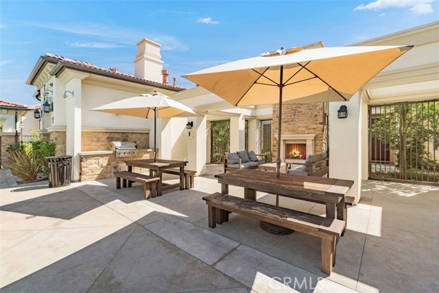 Detail Gallery Image 8 of 12 For 217 Primrose Dr, Lake Forest,  CA 92610 - 3 Beds | 2/1 Baths