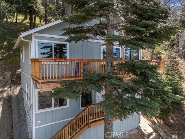 781 Arbula Drive, Crestline CA: https://media.crmls.org/medias/9e675bd5-c2ed-4f25-9aad-15ba3ae3cda3.jpg
