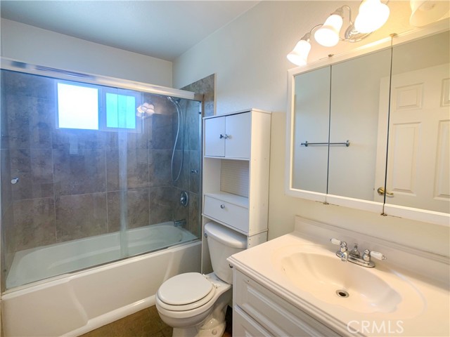 Detail Gallery Image 8 of 15 For 2940 Knollwood Ave, La Verne,  CA 91750 - 2 Beds | 1 Baths