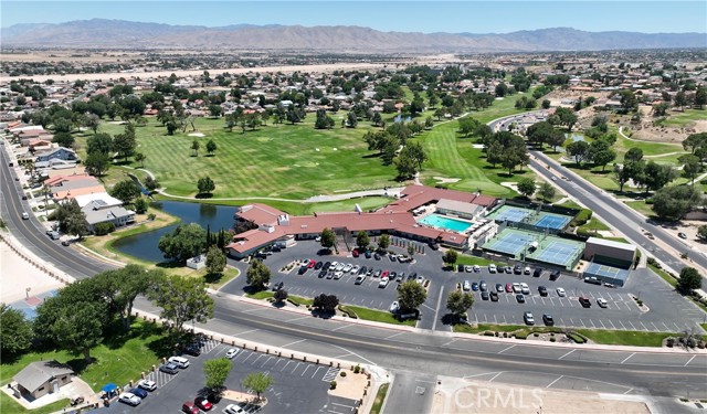 Detail Gallery Image 32 of 35 For 12885 Golf Course Dr, Victorville,  CA 92395 - 3 Beds | 3 Baths