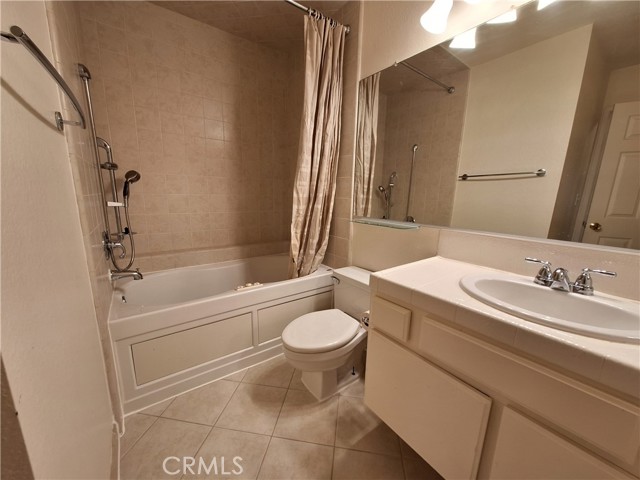 Detail Gallery Image 8 of 18 For 2559 Plaza Del Amo #304,  Torrance,  CA 90503 - 2 Beds | 2 Baths