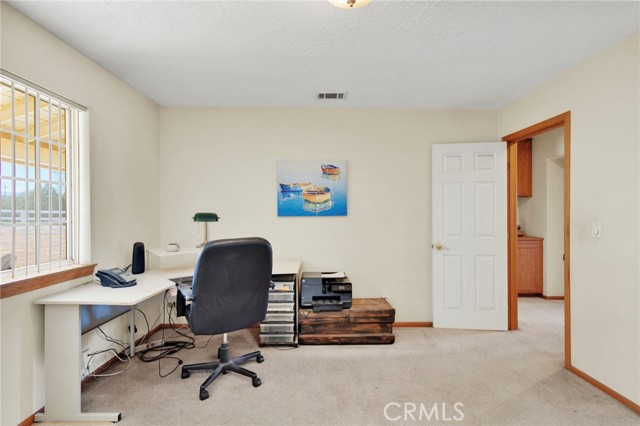 Detail Gallery Image 36 of 69 For 11062 Hollister Rd, Oak Hills,  CA 92344 - 4 Beds | 3 Baths