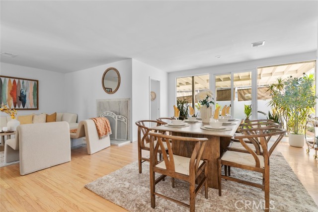 Detail Gallery Image 18 of 68 For 6454 Baird Ave, Reseda,  CA 91335 - 4 Beds | 2/1 Baths