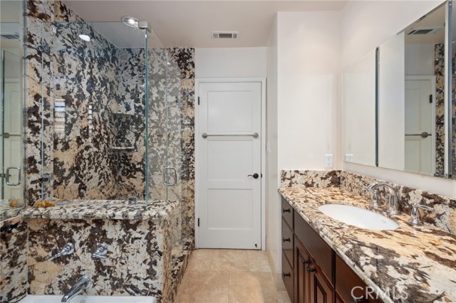 160 Mauna Loa Drive, Monrovia CA: https://media.crmls.org/medias/9e6acfca-0ea3-4cbb-ac51-6834b3cc8af1.jpg