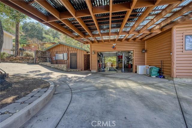 2894 Sliverado Lane, Clearlake CA: https://media.crmls.org/medias/9e6ae7be-4cf8-4522-a273-209c5d90343f.jpg