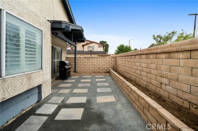 Detail Gallery Image 23 of 27 For 813 Granite Privado, Ontario,  CA 91762 - 2 Beds | 2/1 Baths
