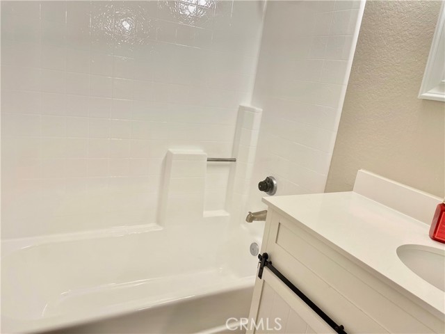 Detail Gallery Image 13 of 30 For 622 Parkview Drive, Lake Elsinore,  CA 92530 - 2 Beds | 1 Baths