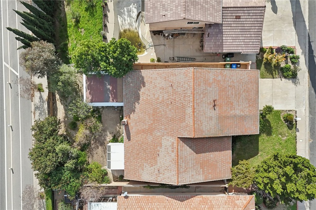 https://media.crmls.org/medias/9e6c07ae-cd89-40a2-a3d1-746cca2a3da1.jpg?preset=X-Large