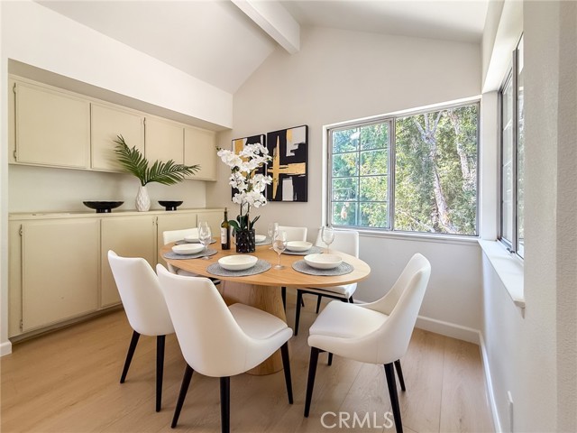 20725 E Crest Ln, Walnut CA: https://media.crmls.org/medias/9e6c773e-06e1-4516-84ea-817e3b75a7bd.jpg