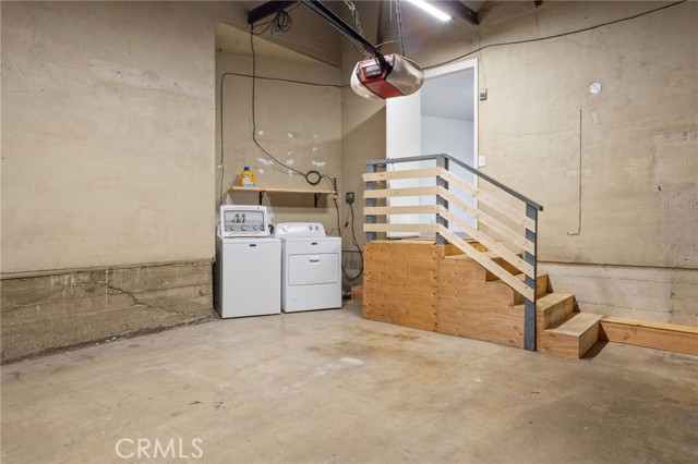 Detail Gallery Image 26 of 35 For 326 Meadow Ln, Monrovia,  CA 91016 - 3 Beds | 2 Baths