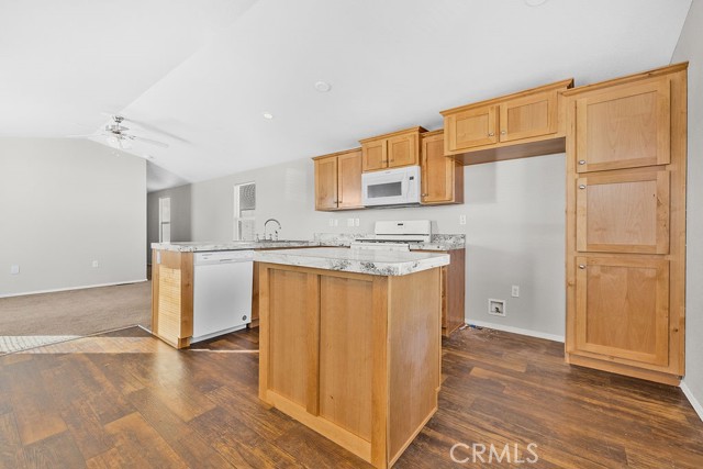 Detail Gallery Image 25 of 38 For 20843 Waalew Rd #B48,  Apple Valley,  CA 92307 - 3 Beds | 2 Baths