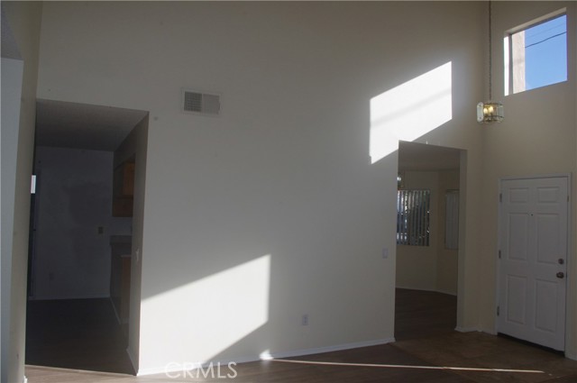 Detail Gallery Image 10 of 34 For 421 S Flower Ave a,  Brea,  CA 92821 - 3 Beds | 2/1 Baths