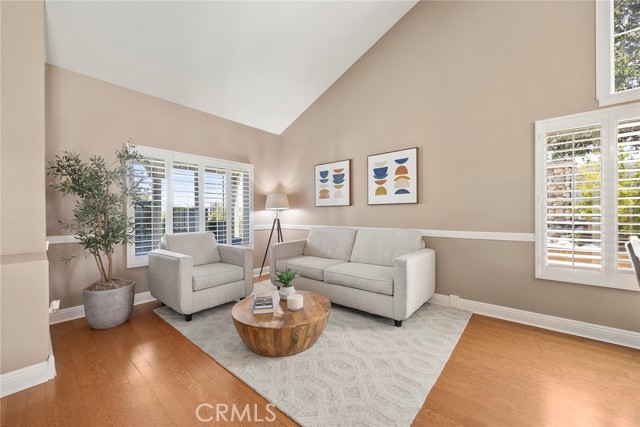 27509 Colt Drive, Corona CA: https://media.crmls.org/medias/9e6e4db1-1b05-425e-a8fe-3f314954be53.jpg