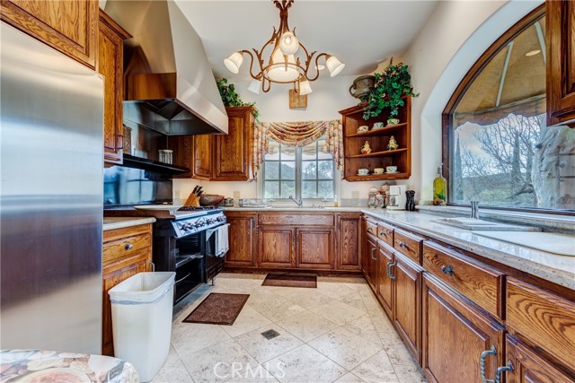 Image 30 of 59 For 39250 Ortega Highway