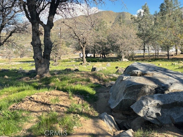 Detail Gallery Image 9 of 23 For 3817 Seclusion Rd, Lake Isabella,  CA 93240 - – Beds | – Baths