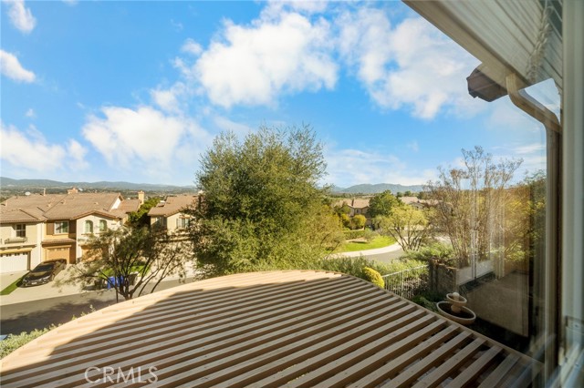 Detail Gallery Image 43 of 75 For 26640 via Bellazza, Valencia,  CA 91381 - 3 Beds | 2/1 Baths